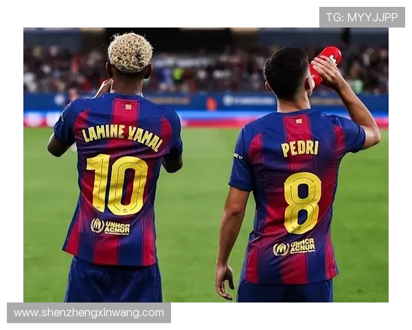 弗里克加码巴萨引援：右后卫与中锋成夏窗终极目标(2)